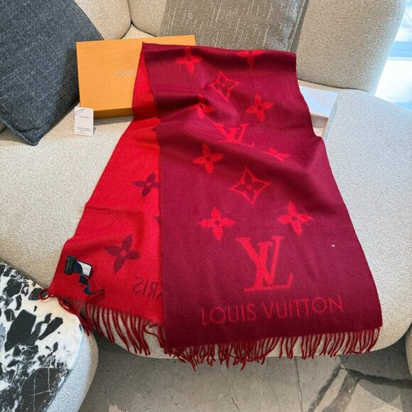 Louis Vuitton Red Monogram Scarf - Picture 1 of 6